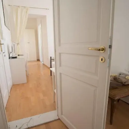 Pley Boutique Del Centro Gæstehus 2*