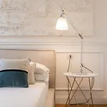 Pley Boutique Del Centro Pensión Cagliari