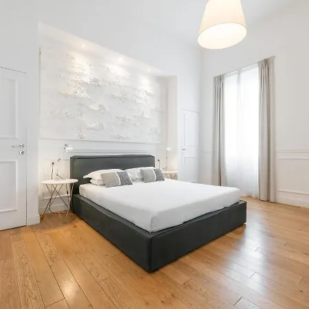 Pley Boutique Del Centro