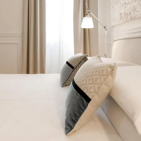 Pley Boutique Del Centro 4*