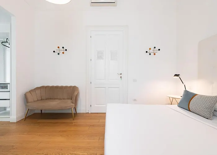 Pley Boutique Del Centro Affittacamere Cagliari